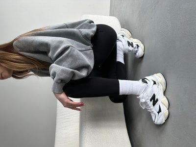 Кросівки жіночі New Balance білого кольору, натуральна шкіра 1135 фото